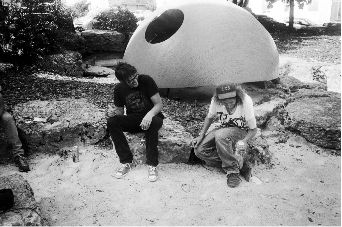 A kaleidoscope of nothingness / Injonction Contradictoire